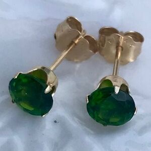 14 K Gold Round Chrome Diopside Post Earrings
